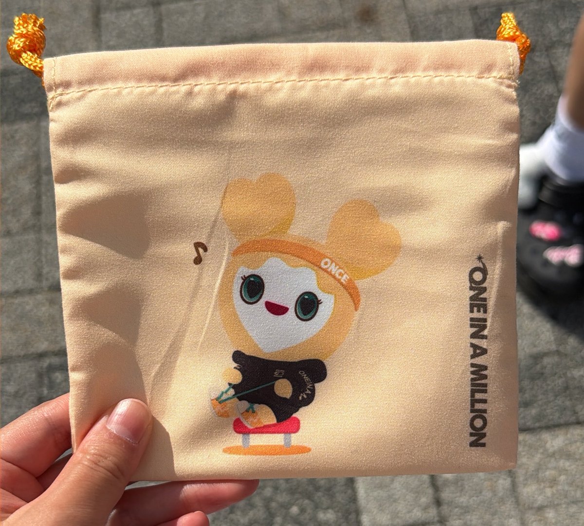  ︎︎ tweet media