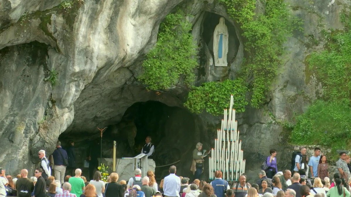 hospitalitendl's tweet image. Procession eucharistique #Lourdes 24/04/2026 dlvr.it/TSCsdz