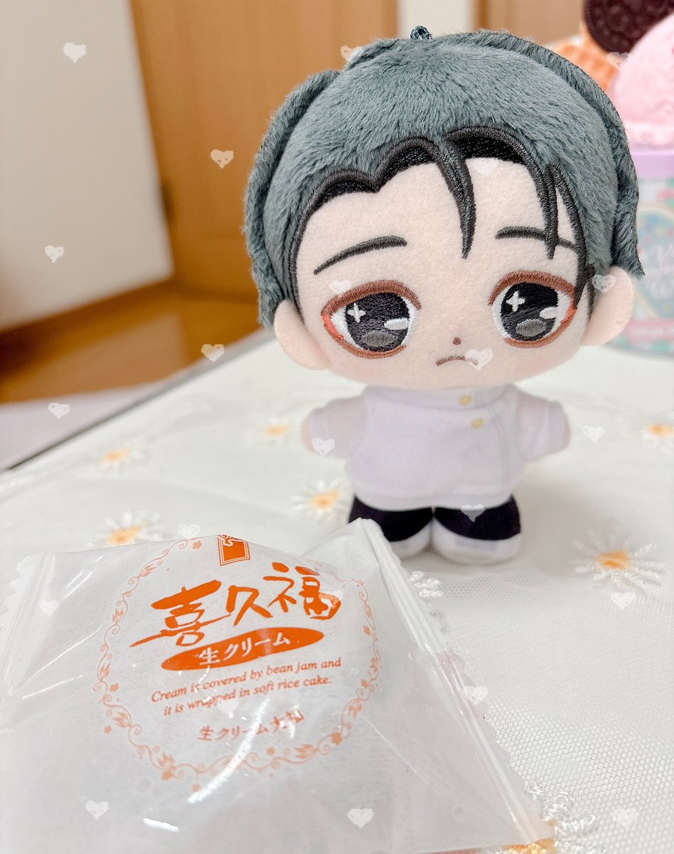 おやつ🍡
(頑張ってなんとかたっちしてる🤭)