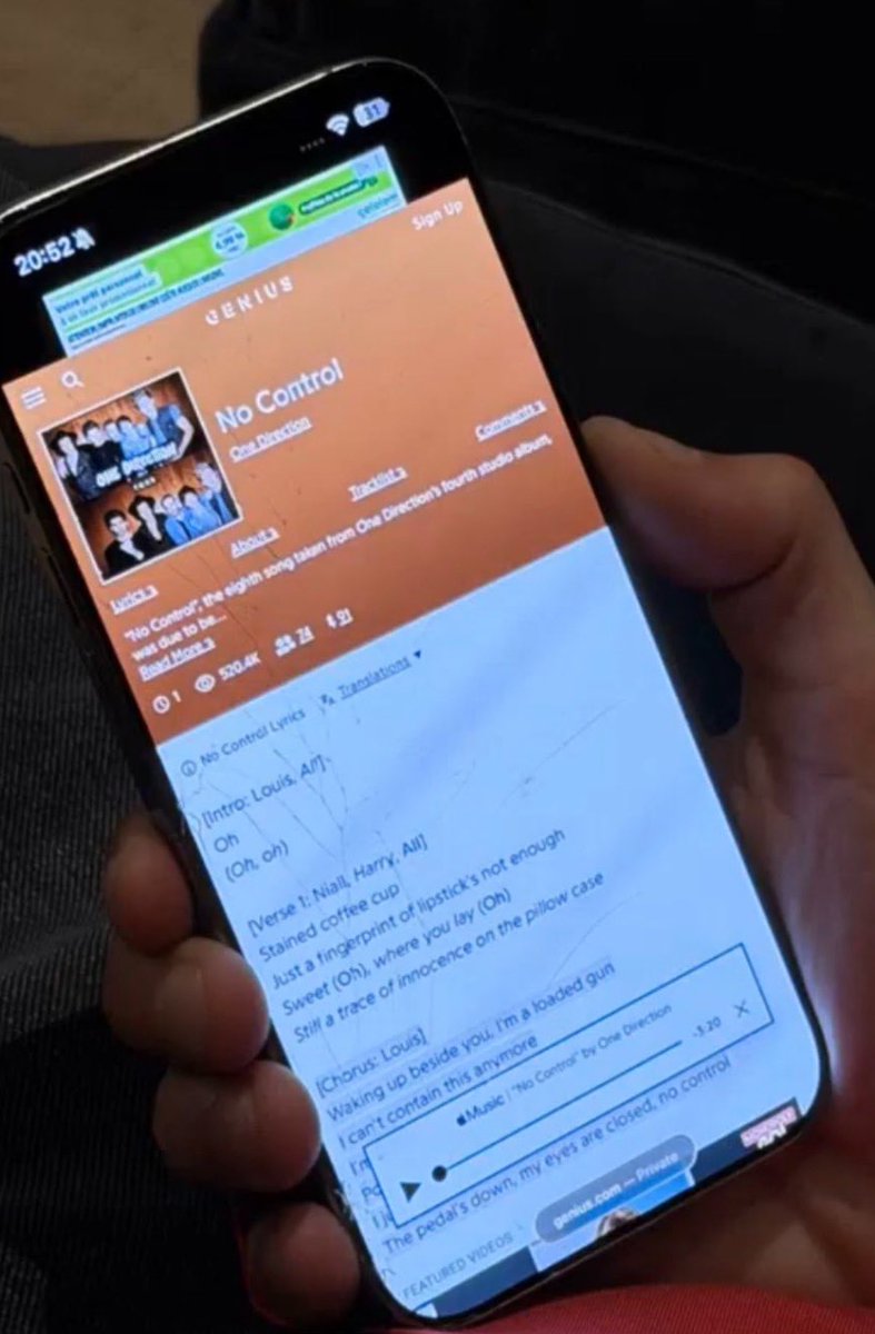 I have things to say:

-phone on silent (so relatable)
-charge your fucking phone
-private tab???? 
-10 mins before you’re supposed to go on stage 💀
-your screen is cracked and it’s stressing me out