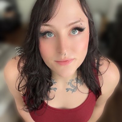 Tori Phuxx tweet media