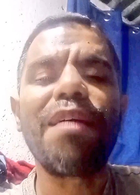 AlertaCaracas's tweet image. #Alerta Comunidades de #Caracas, Pueblo y Autoridades de #Venezuela, con el #Malandro Elioenay Bravo Morales V18954333 de Ud2 #Caricuao: Sexopata Estafador y Aberrado Extorsionador! Ladrón de 600$ y Agresivo Depredador! #Trump #Iran #Petro #Zulia #Lara #Aragua #Carabobo #SinLuz