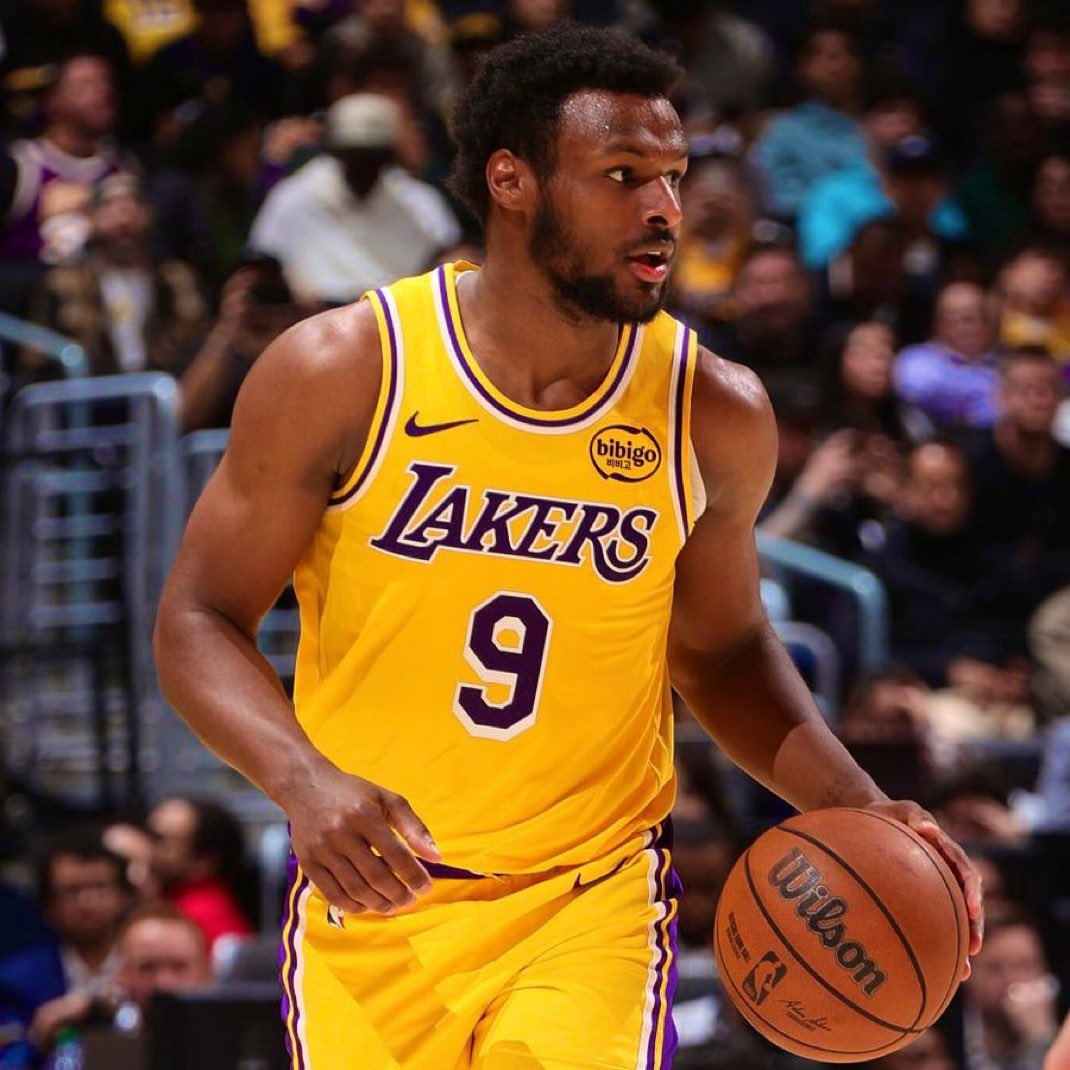 LakeShowYo tweet media