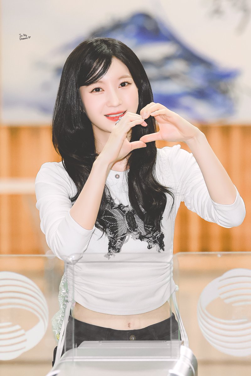 yubin_dreams's tweet photo. 260424 유빈       

Savior 

#오마이걸 #OHMYGIRL 
#유빈 #YUBIN 
@WM_OHMYGIRL https://t.co/WbD6oM20vb