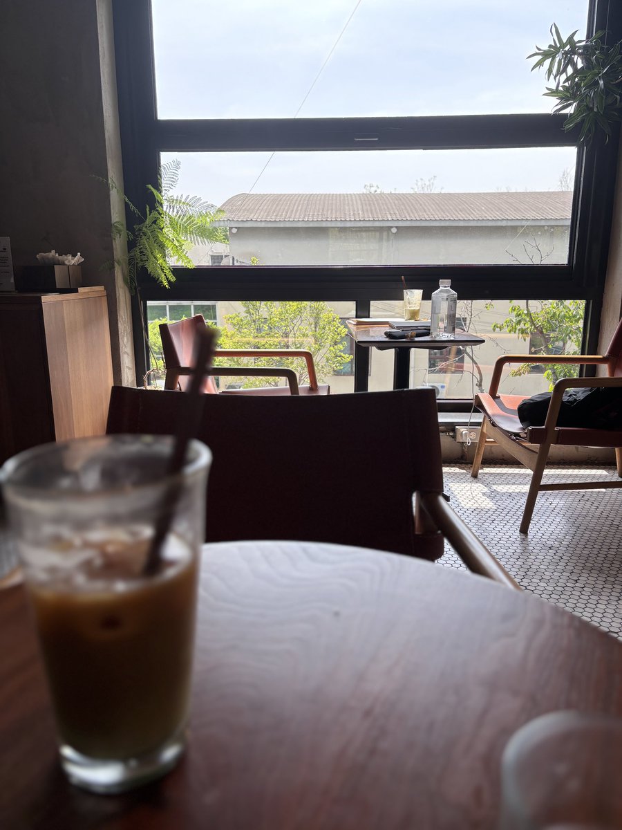 Vesper_61's tweet photo. 北京，漫咖啡（四得公园）
环境很不错的咖啡店。 https://t.co/o1uOX5NNIK