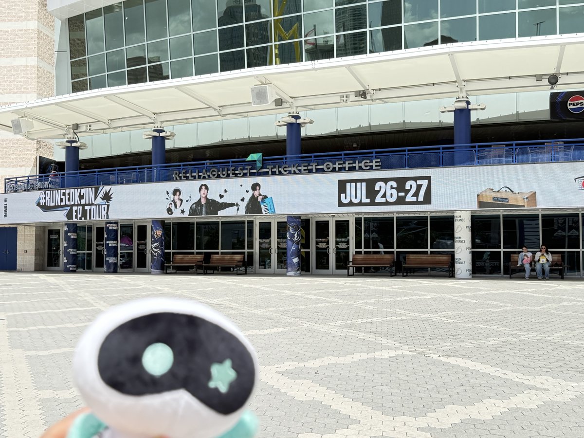 Michelle RunSeokjin EP Tour 미국 올콘+앙콘 올콘 완료 tweet media