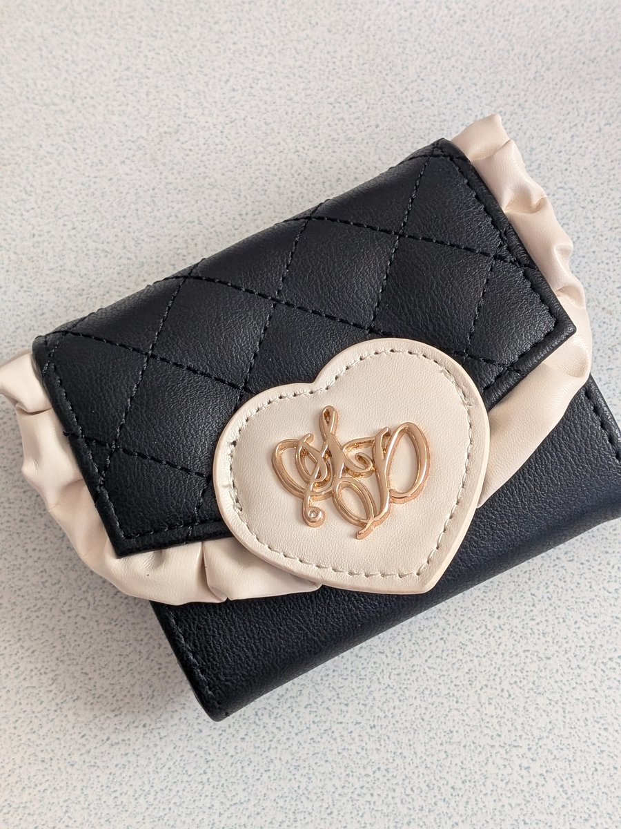 LOVIN🍫 tweet media