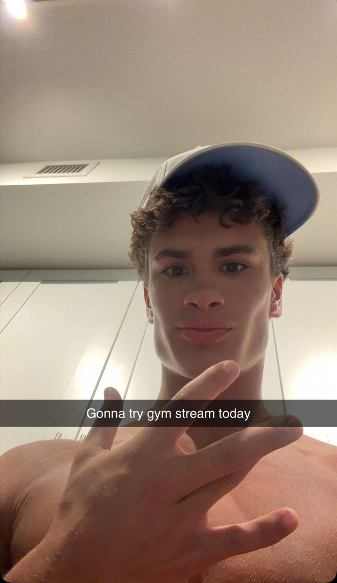 TikTok Sluts tweet media