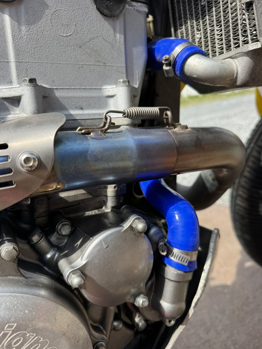 mudman R1100 tweet media