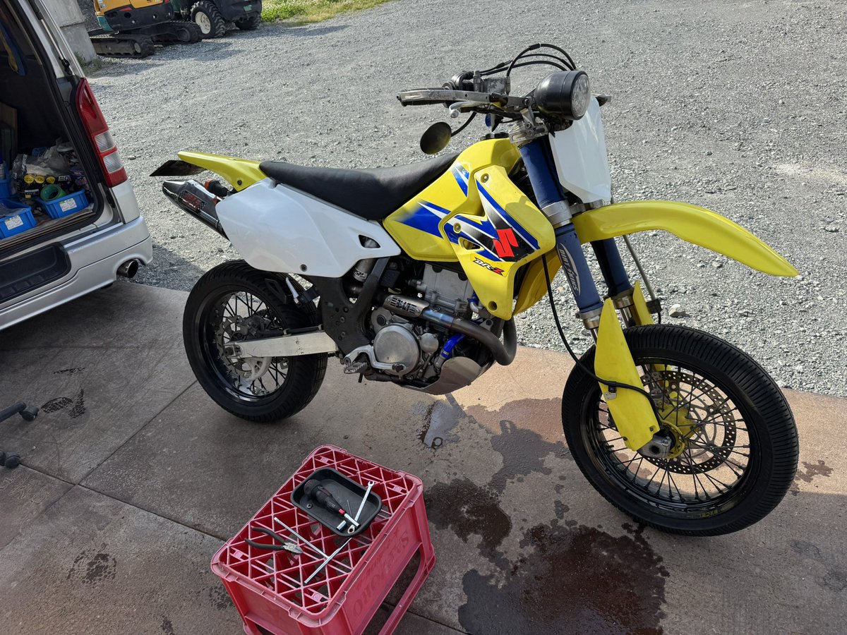 mudman R1100 tweet media