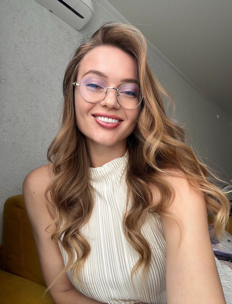 LiLi Storm X tweet media