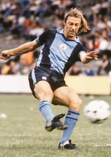 footballmemorys's tweet image. Charlie George in action for Southampton 

#SFC #SaintsFC #Southampton