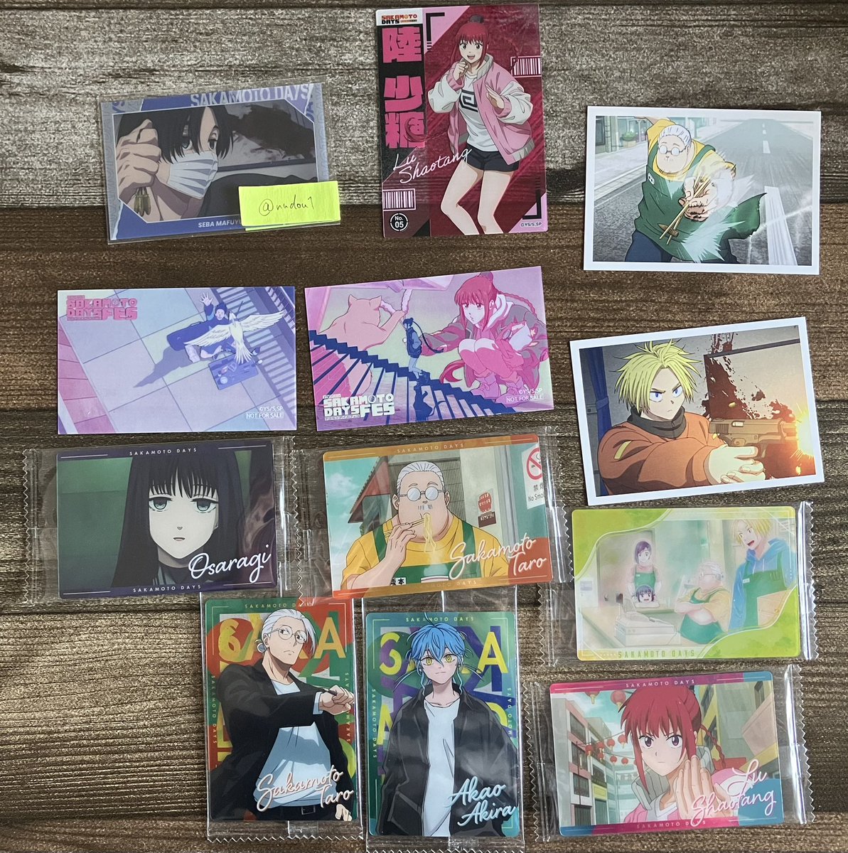 nndou1's tweet photo. 【同異種交換】サカモトデイズ キーホルダー バッジ ステッカー クリアカード 特典
譲)画像のもの
求)各種 真冬、神々廻
郵送交換希望。纏めての方優先。
検索からでもお気軽にお声がけください。
※希望数所持している物はお断りする可能性もあります。 https://t.co/fJBGmAcr3m