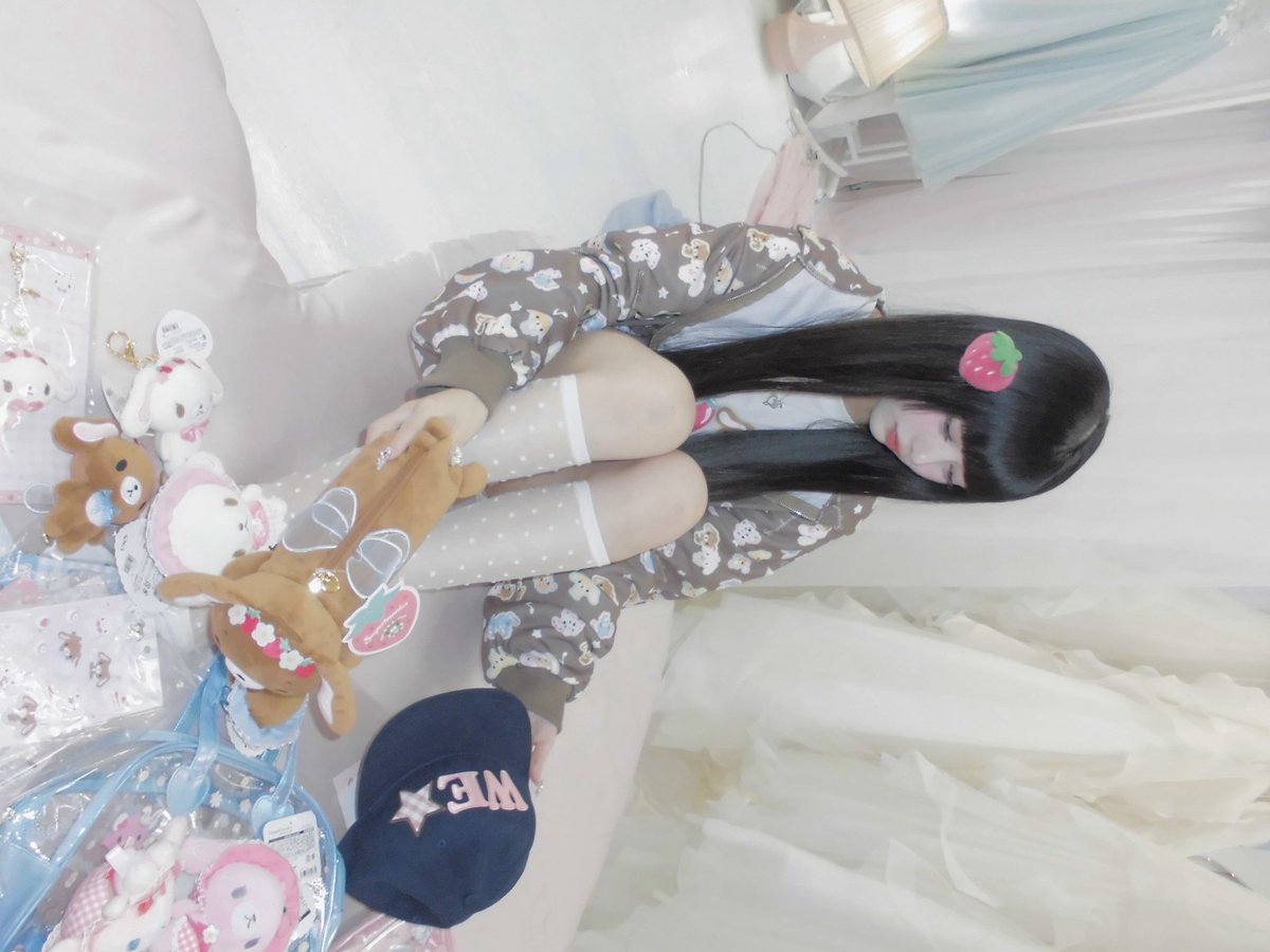 にゃんころ。 tweet media