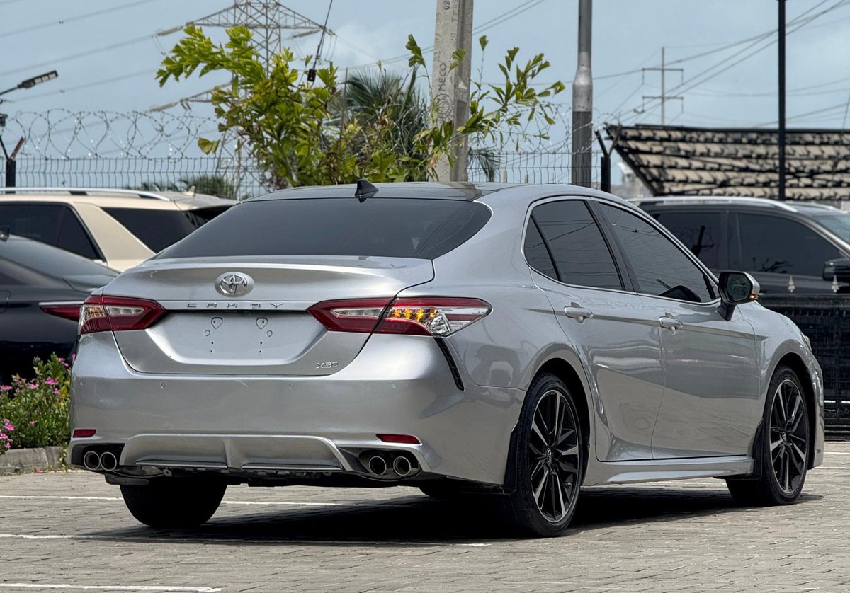 Autorush2's tweet photo. 🚘: Foreign used 2018 Toyota Camry XSE https://t.co/obP9XZF2e3