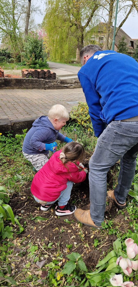 KarenSchalkwijk's tweet image. #Spreadthelove❤️