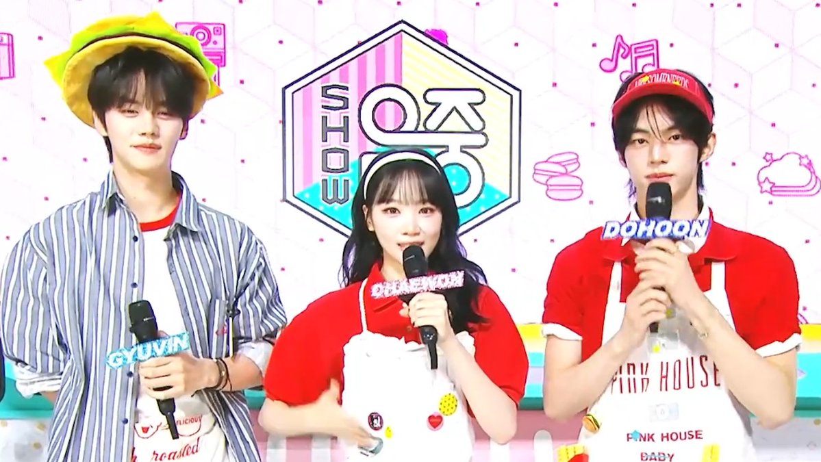 serin 𐔌 ׁ 🎧🐩 tweet media