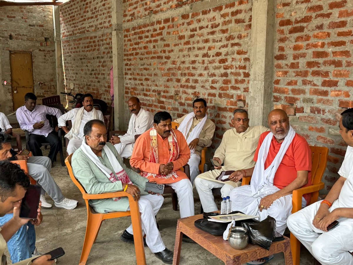 Mohan Verma ( मोदी का परिवार) tweet media