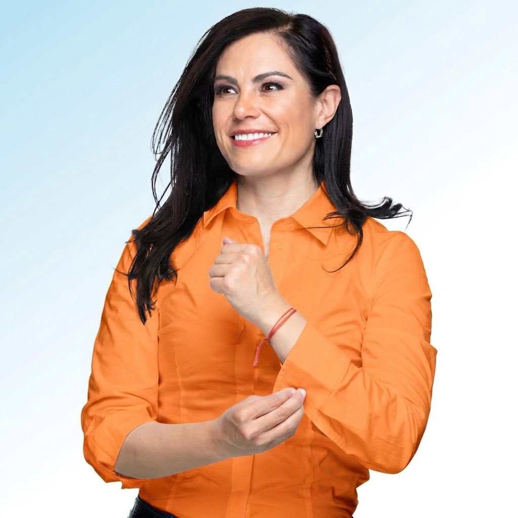 Me informan que será el próximo miércoles por la tarde en un hotel de la ciudad de León cuando la dirigencia nacional de Movimiento Ciudadano haga oficial la incorporación de  <a href="/AleGutierrez_mx/">𝗔𝗹𝗲 𝗚𝘂𝘁𝗶𝗲́𝗿𝗿𝗲𝘇</a> Presidenta de León