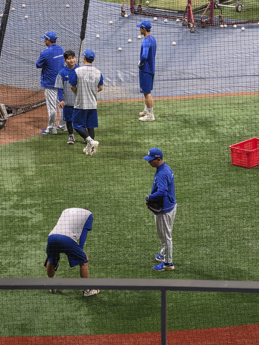 손주인 코치님한테 영원히 굴려지는 재훈이