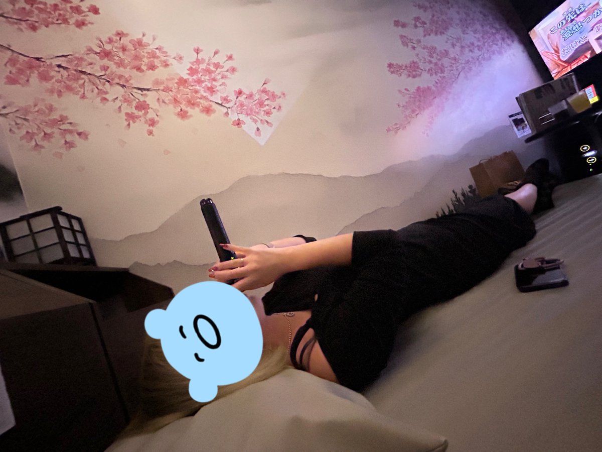 ばぁ（上の方） tweet media