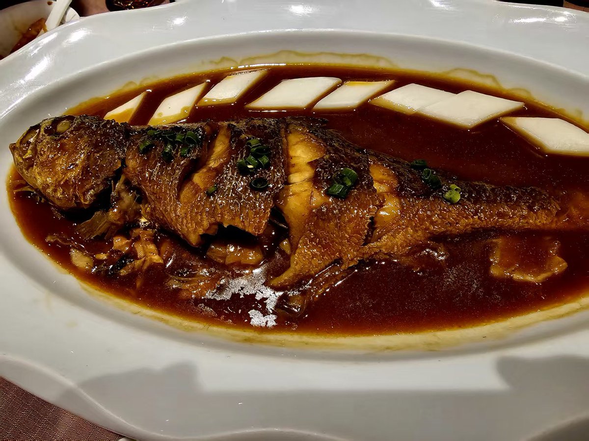 惹尘埃 tweet media