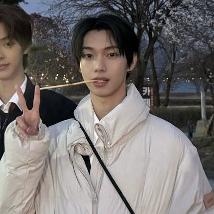 상일이 tweet media