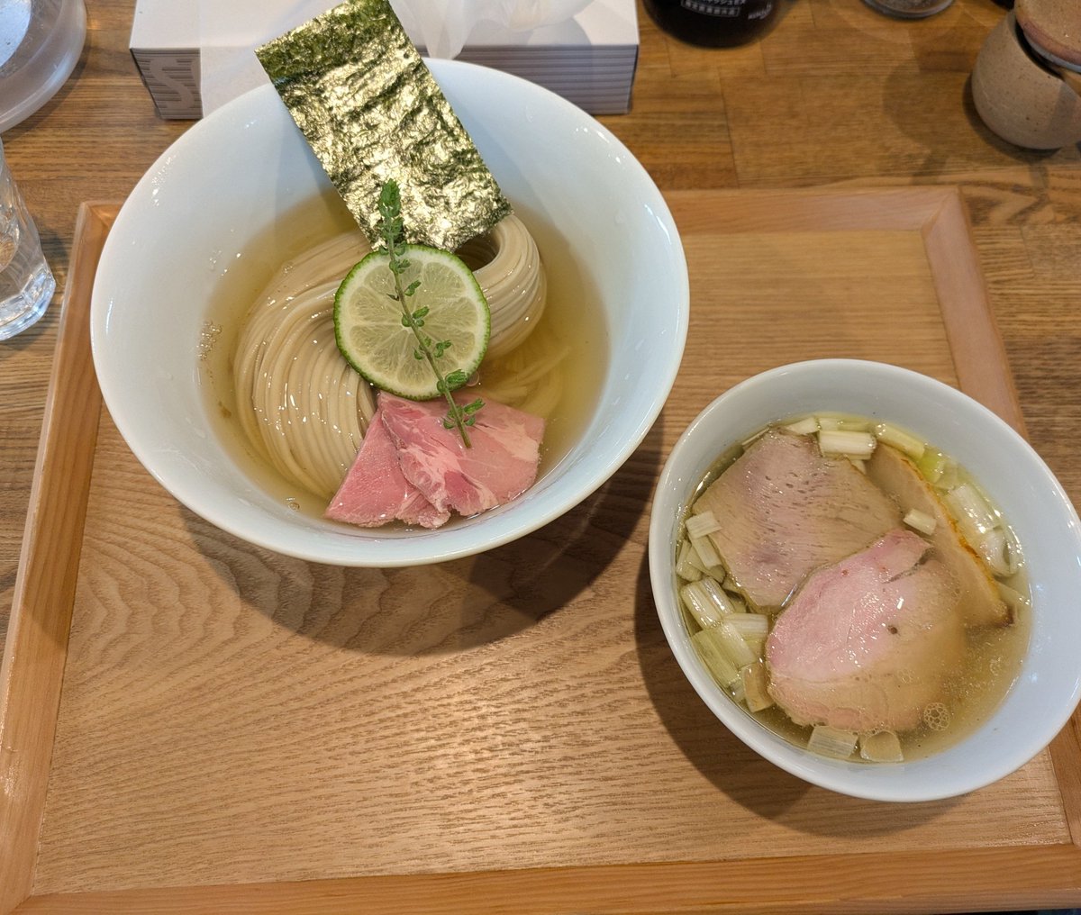 つるぎ tweet media