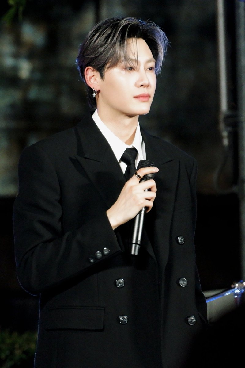 พระจันทร์สีน้ำเงิน🦂 tweet media