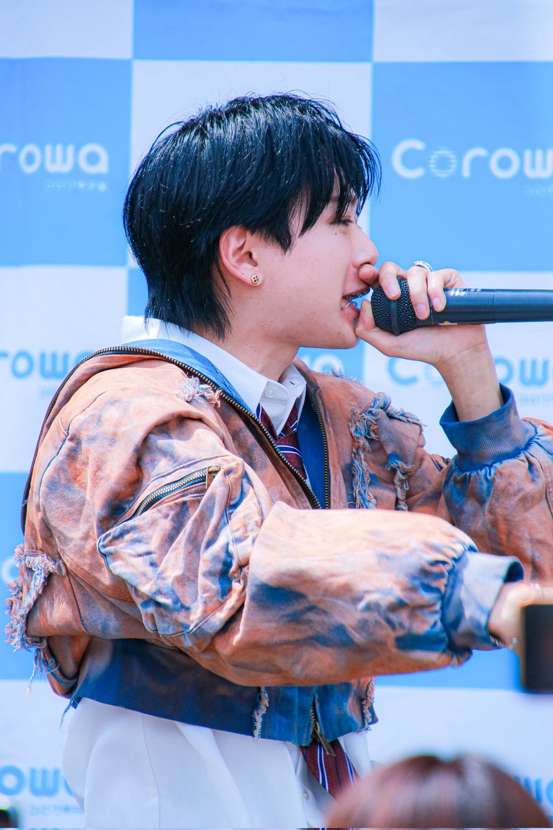 みおち tweet media