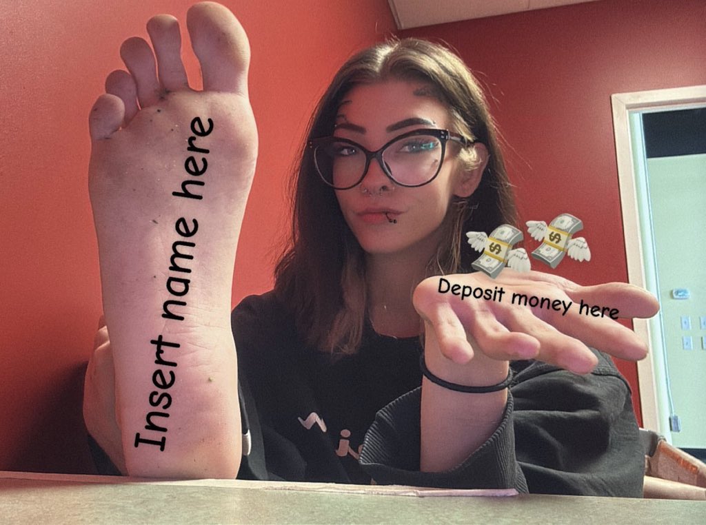 TheGoddessDeville tweet media