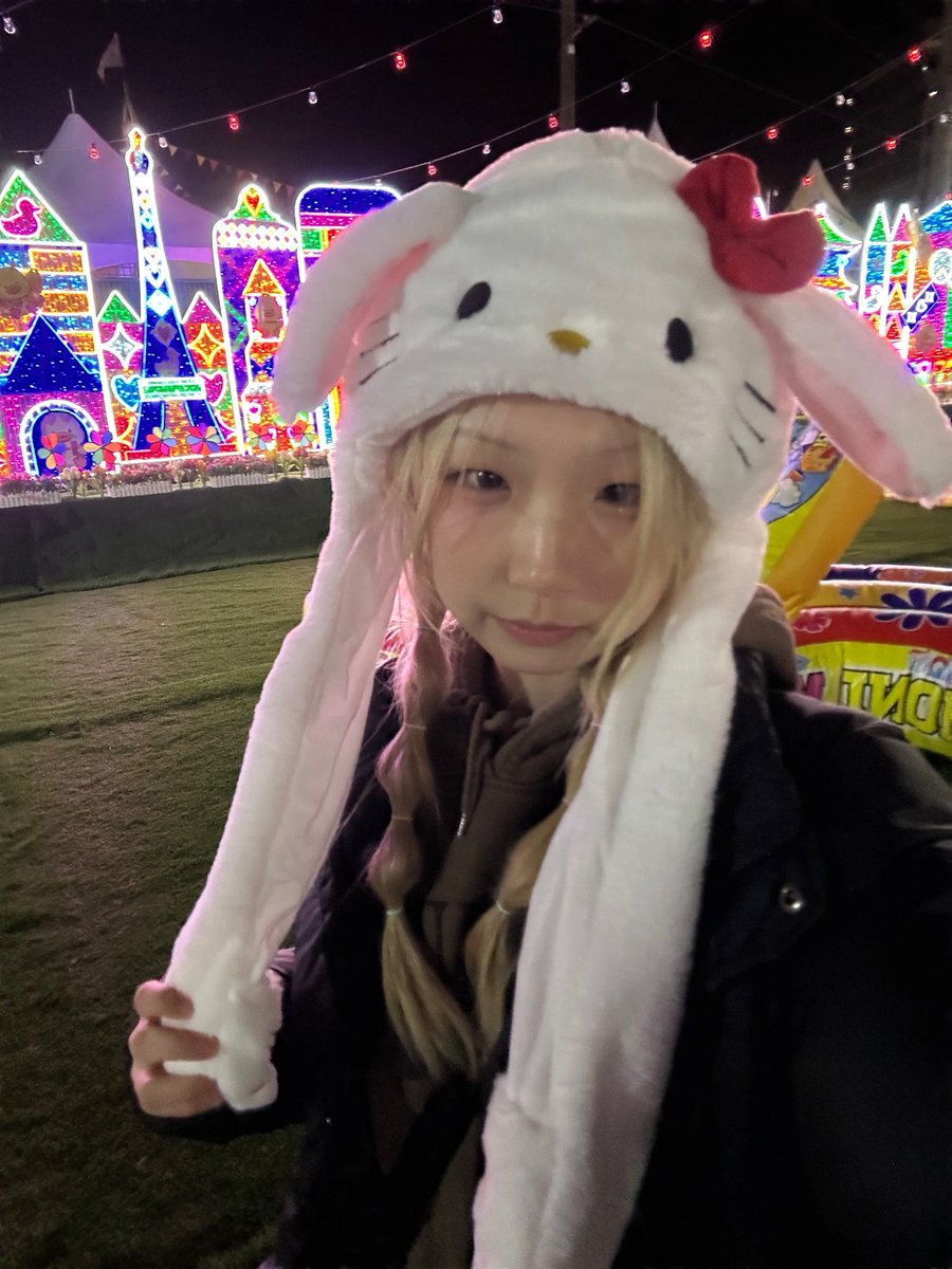 hichewsyu's tweet photo. #newhat https://t.co/4vrvUGnq9a