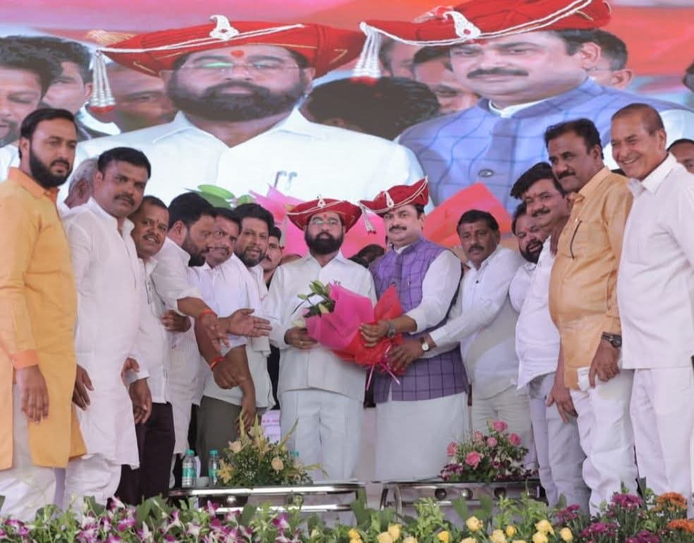 #गोदा_ते_नर्मदा
महाराष्ट्राचे मुख्यमंत्री <a href="/Dev_Fadnavis/">Devendra Fadnavis</a> यांच्या नेतृत्वाखाली
श्रीक्षेत्र चोंडी येथून पुण्यश्लोक अहिल्यादेवी होळकर जलयात्रेचा शुभारंभ प्रसंगी महाराष्ट्राचे उपमुख्यमंत्री <a href="/mieknathshinde/">Eknath Shinde - एकनाथ शिंदे</a>  श्री. एकनाथ संभाजी शिंदे यांचा कर्जत जामखेड भारतीय जनता पार्टी च्या वतीने