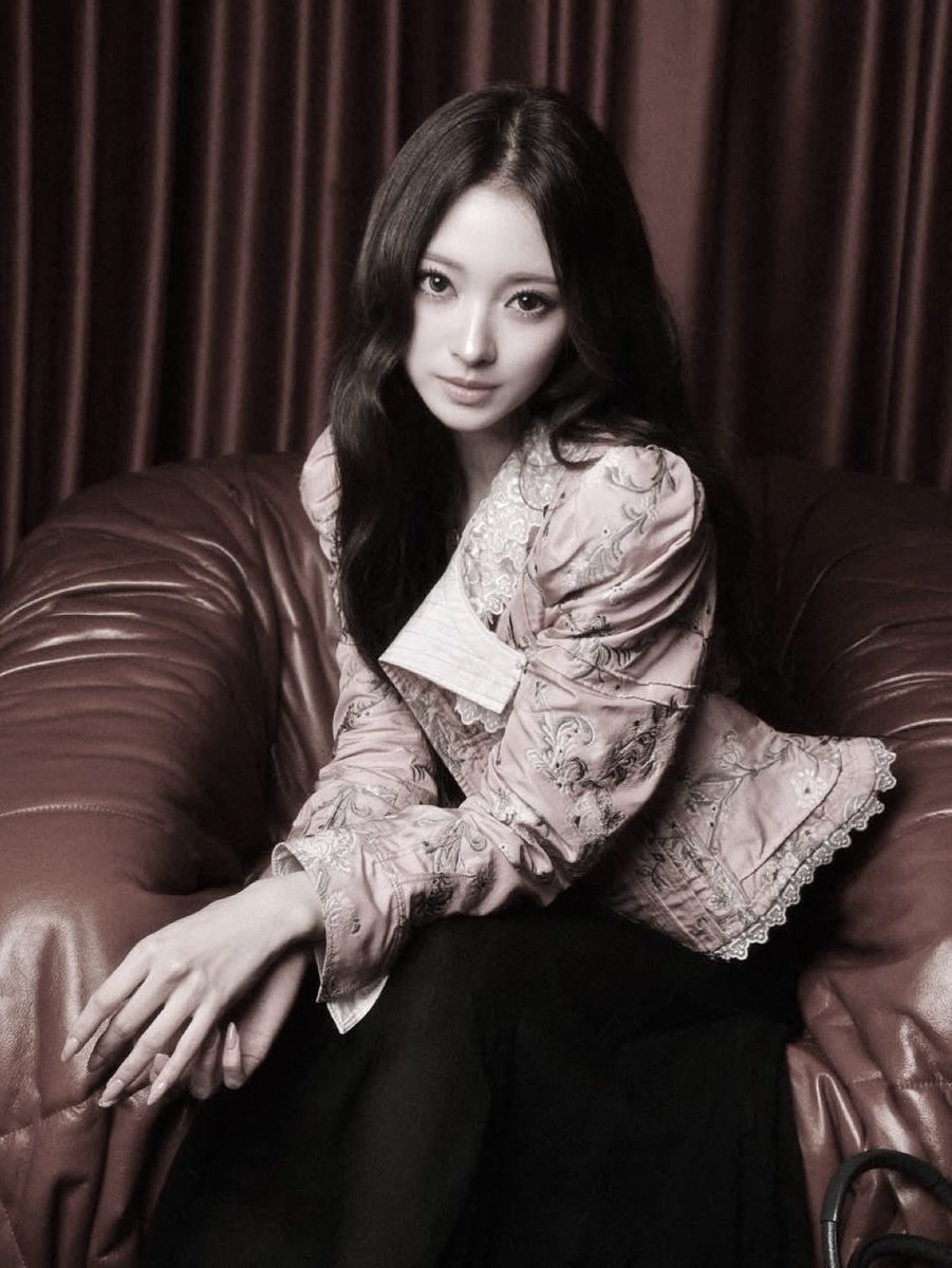 ︵︵ ⁺ ₊　arabella!　♡ tweet media
