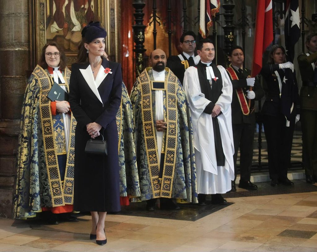 🌻Sarahsecret tweet media