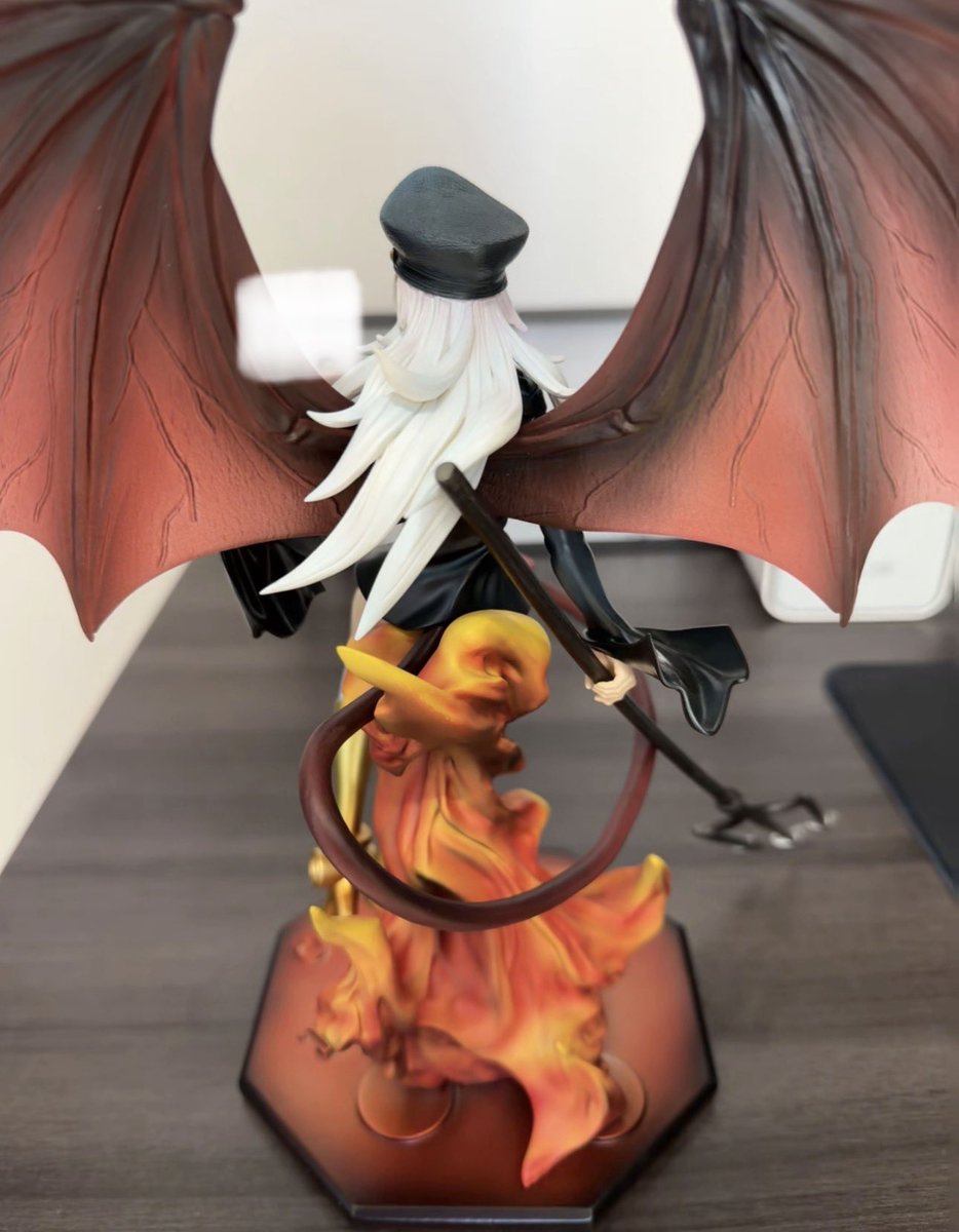 ブラックスタジオ 軍子2.0 発売になりました。