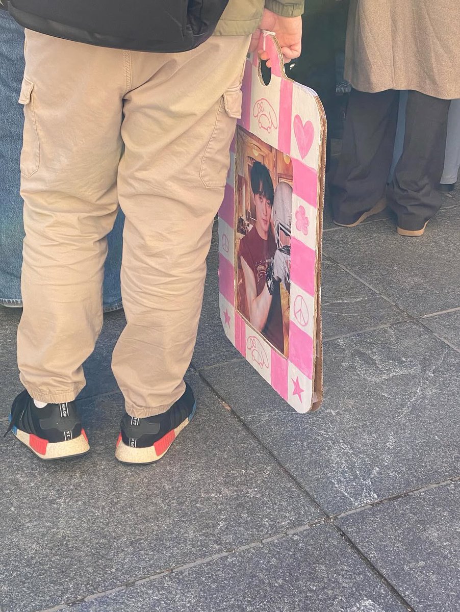 mybelovesun's tweet image. creative visual direction shared photo dump from the firstfruit on her instagram, they shoot in nyc, paju, seoul

#마크 #MARK
#MARK_TheFirstfruit