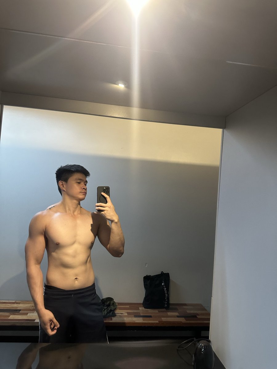 RocaMelvinson's tweet photo. Ready na ulet , see you later at @4southhub  💪💪 https://t.co/YH9VW0r3rf