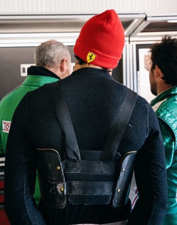 Something about this picture of Carlos always does things inside me 😵‍💫😵‍💫