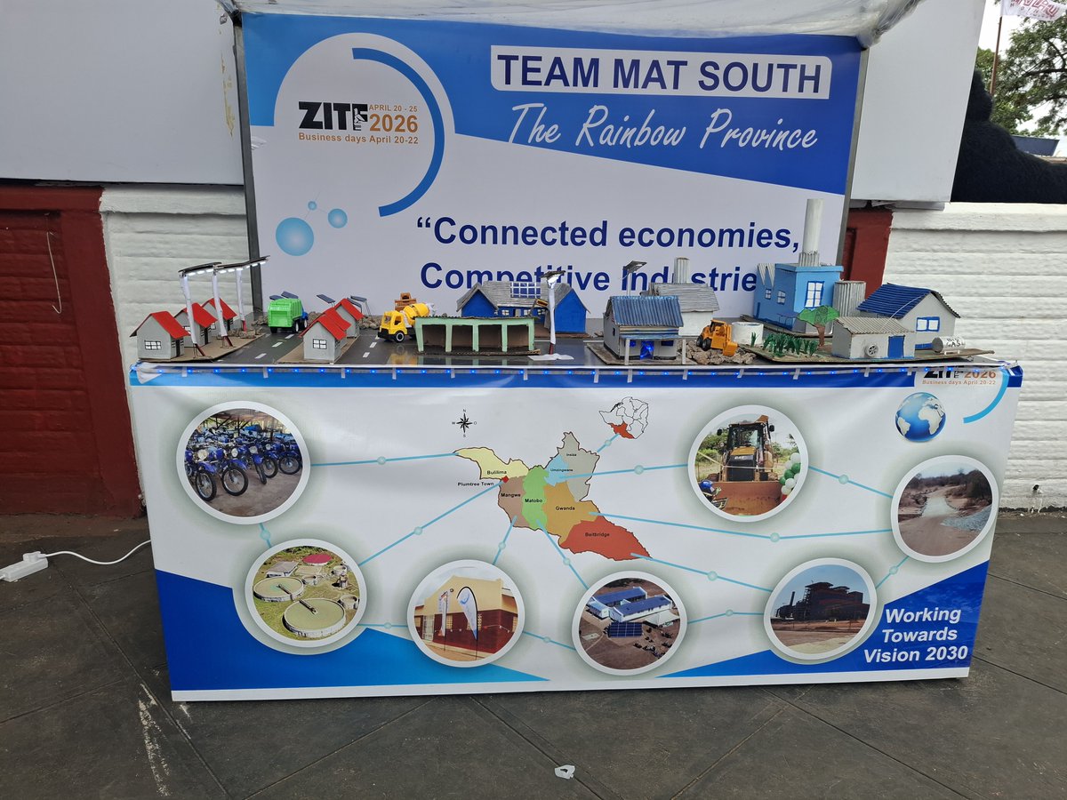 GwandaRural's tweet photo. "Where stories  hang on walls and speaks  volumes"  Team Matabeleland South!!!! https://t.co/dR60zUGKQv
