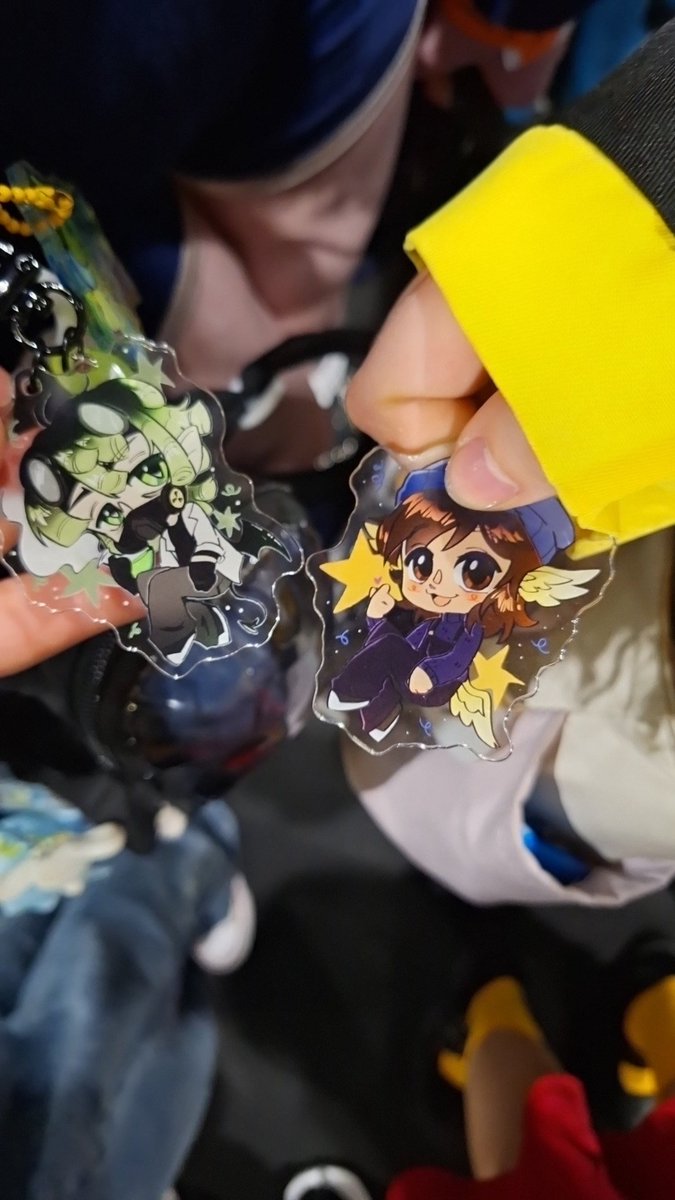 Waiting to meet awizo with <a href="/carmane09/">🏩💗 CaRmA_ne ☆ ARTIST</a>