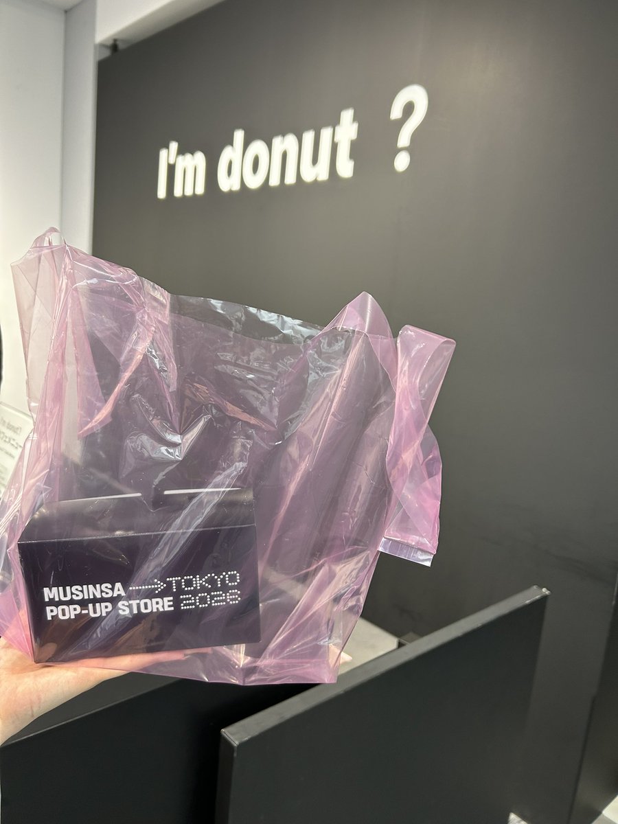 p04j09woo28py's tweet image. 渋谷のMUSINSA POPUP行ってみた🖤
#ムシンサ
#ムシンサポップアップ
#MUSINSA
#MUSINSAPOPUP