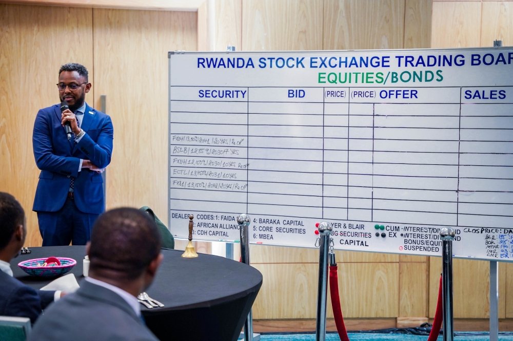 fordbee's tweet image. Governance is the new currency. CMA Rwanda just mandated that businesses seeking RSE listings must pass a strict "Governance Readiness" audit. 🛡️ Moving beyond balance sheets to board-level transparency. The 2026 cycle starts today. 🚀💹 #CMARwanda #CapitalMarkets #RwOT