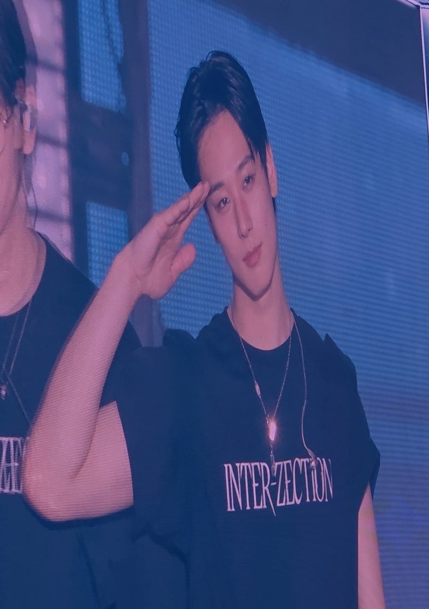 WHAT EVEN IS HAPPENING

#HYUNJAE #현재 #YOUNGHOON #영훈 #JUYEON #주연 #THEBOYZ #더보이즈