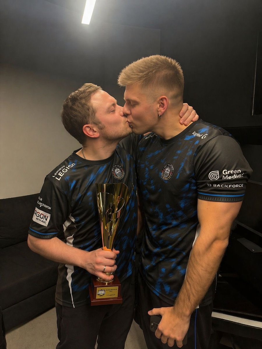 Benjamin Vang Bremer tweet media