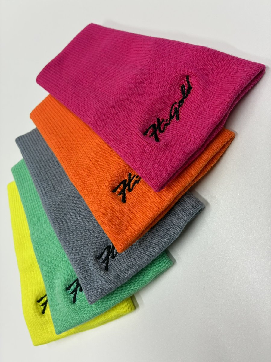 ˗ˏˋ Limited edition wristbands
 are now on sale! ˎˊ˗   

★LBR-250
amzn.asia/d/01NkjRSz
・Color：Brilliant Yellow/Citrus Orange/Coke Gray/
Berry Pink/Aero Green
・Price：￥1,200+tax
・Tapered Design/All 5 colors
・MADE IN JAPAN

#ハイゴールド
#higold
#hgamazon
#リストバンド