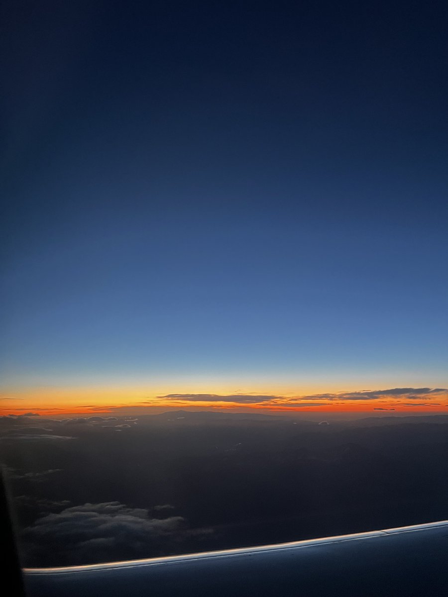 VegasLamb's tweet image. Grand Rising ☀️
The dream doesn’t chase you.
You chase it.
You rise for it.🔥
#SuccessMindset #NeverGiveUp