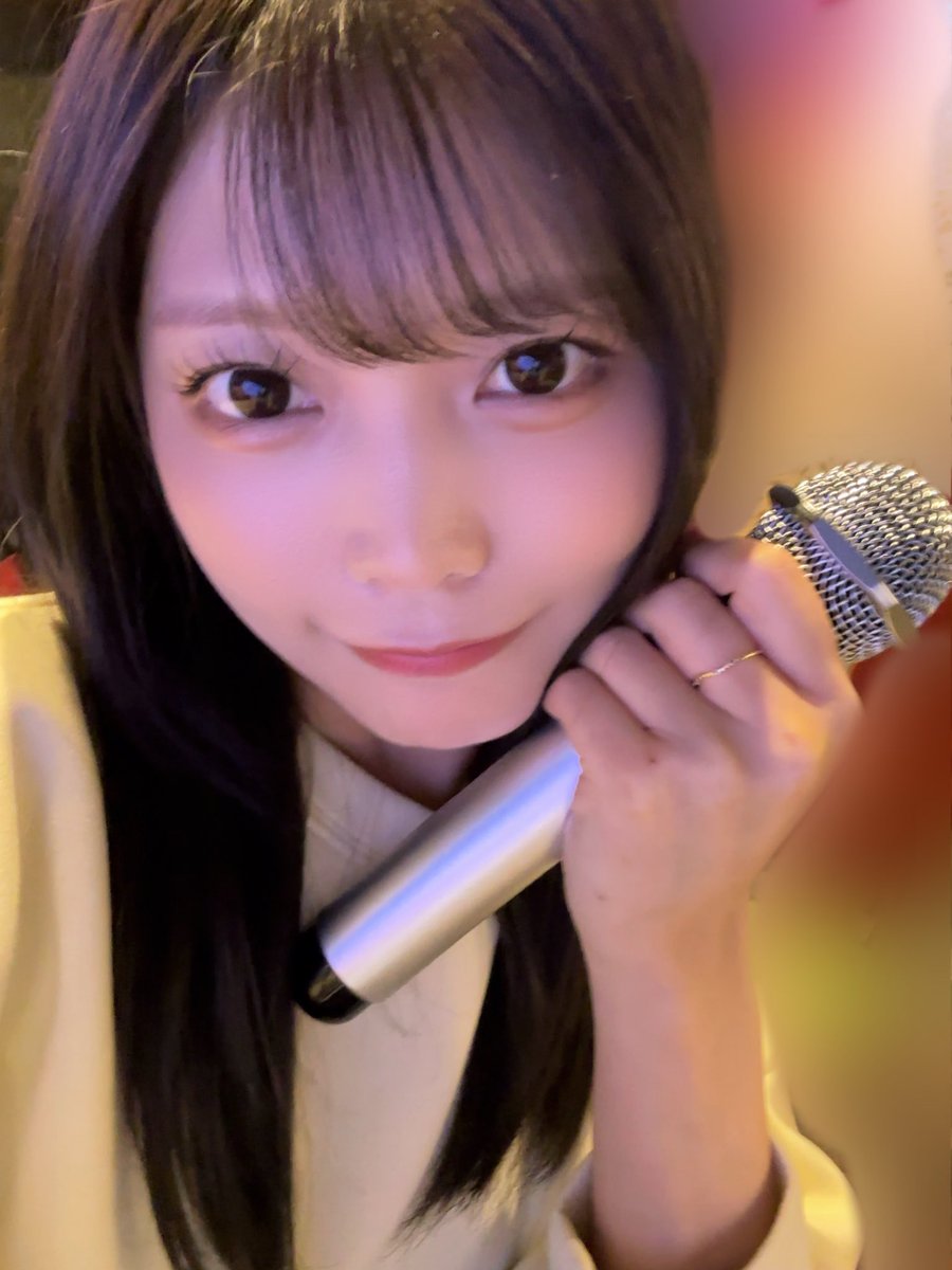 matsushitareona's tweet image. 本日もっちゃん。すとりーとありがとうございました！
気温が寒かったけどたくさんの方にお会いできて嬉しかったです☺️

そして、5月9日19:00〜【もっちゃん。すとりーと】に出演させていただくことになりました✨

ぜひ観に来てねー！！🥰
場所 : Kabukicho Street Live（和牛特区前）