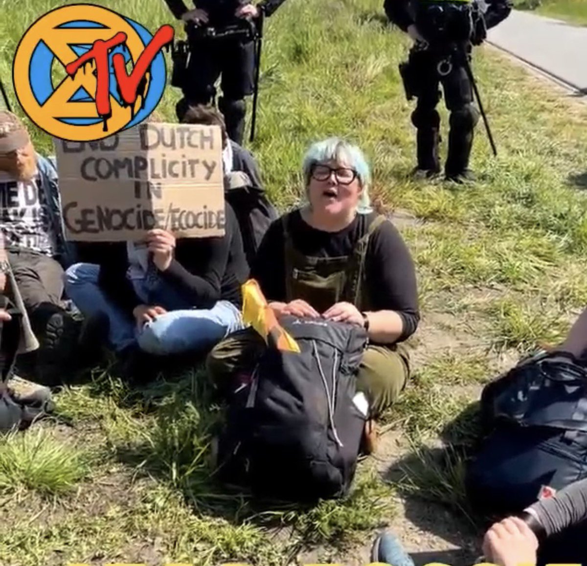 Sjonnie Konnerie tweet media