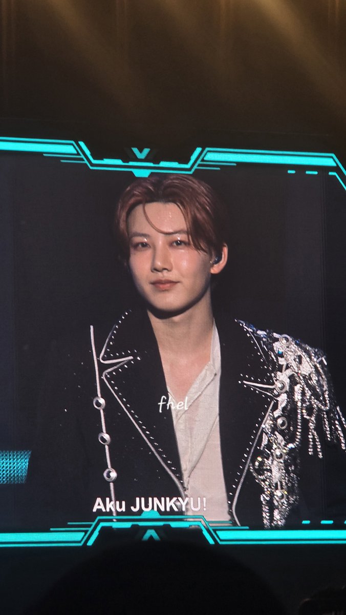 99kyuff's tweet photo. panas banget ya.......

junkyu.....

#JUNKYU #TREASURE #TREASURE_PULSE_ON_TOUR_IN_JAKARTA https://t.co/iaykYPIkVB